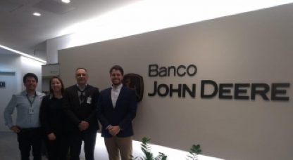 | Imagem MacPonta Corretora de Seguros visita sede do Banco John Deere